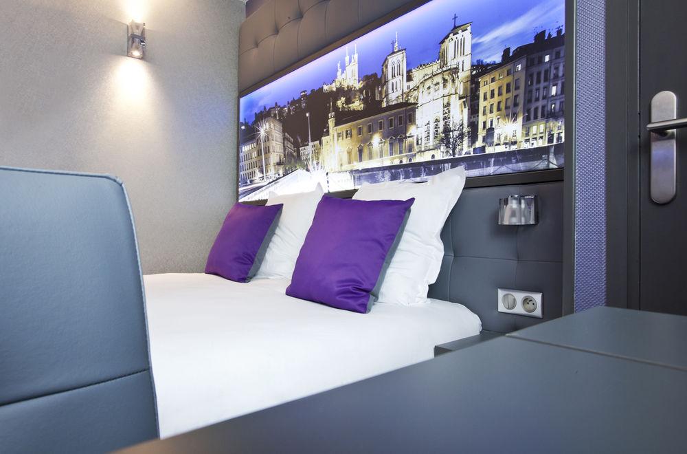 Hotel Des Savoies Lyon Perrache Экстерьер фото