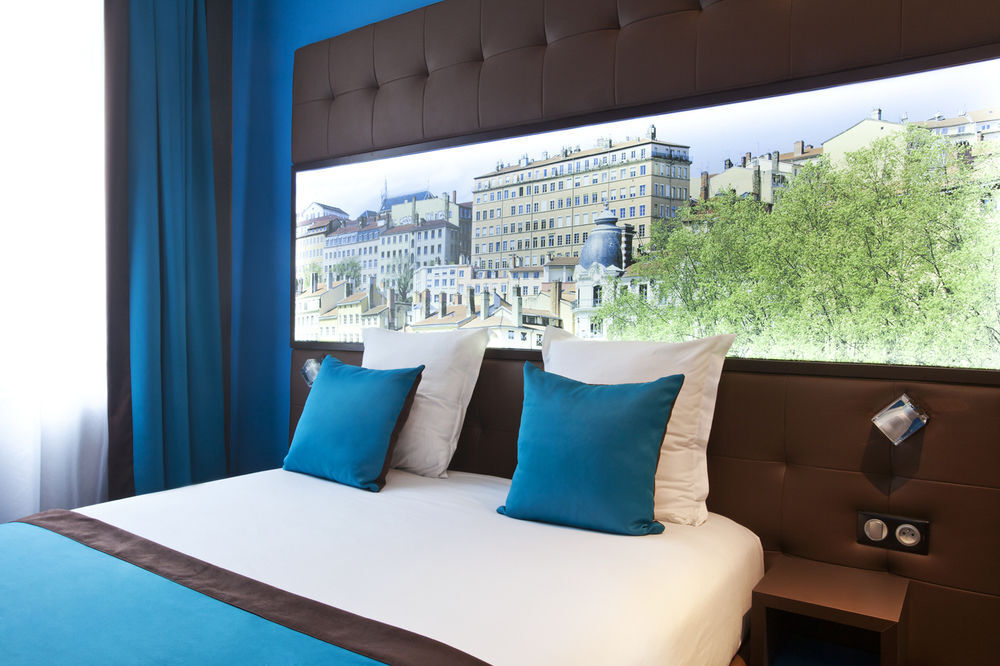 Hotel Des Savoies Lyon Perrache Экстерьер фото